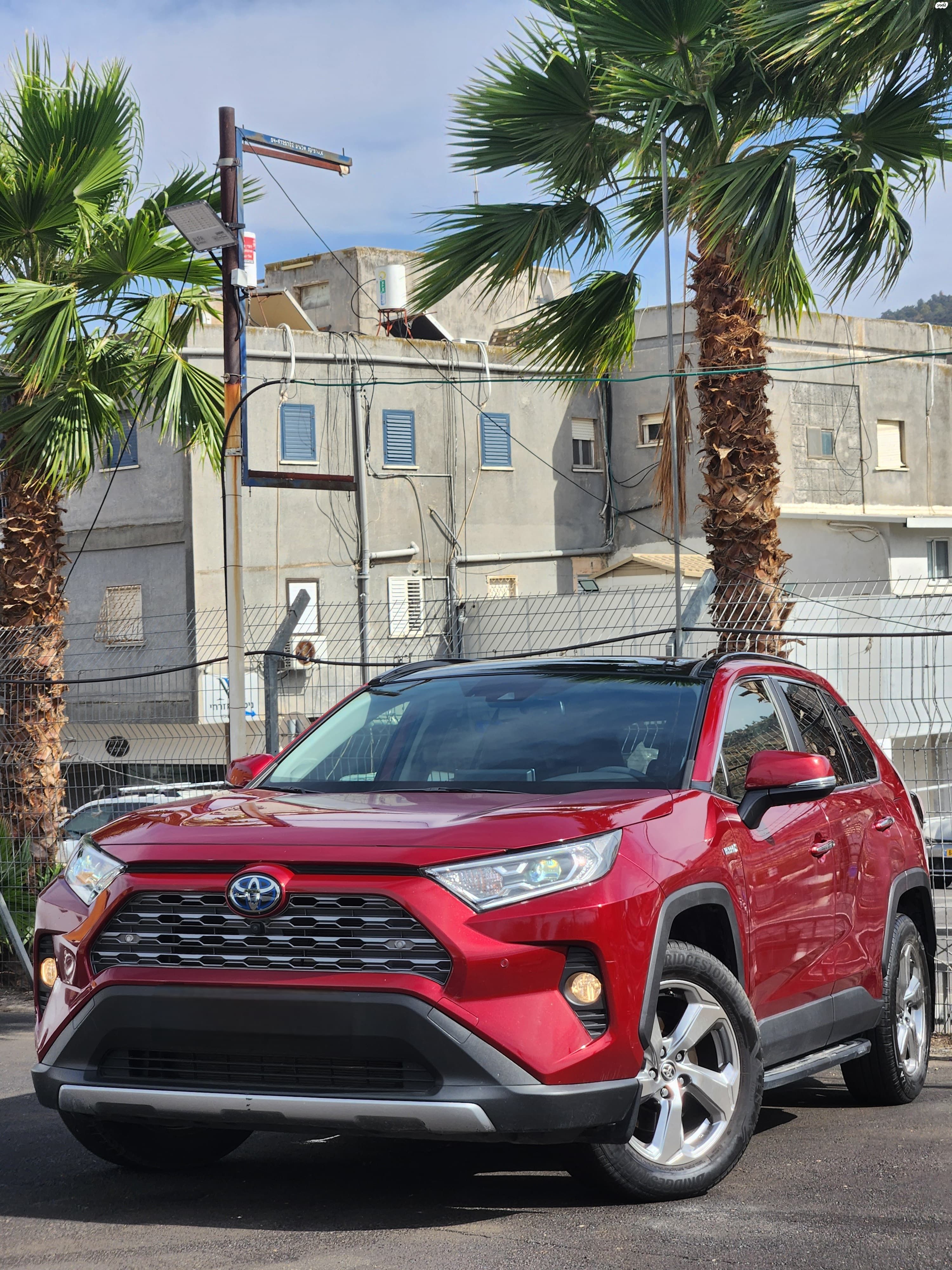 מודעת רכב טויוטה RAV4