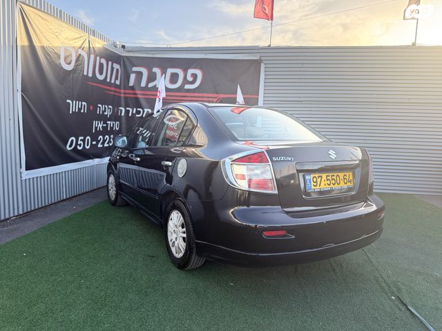 סוזוקי SX4