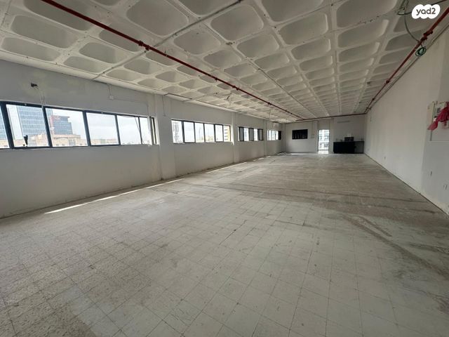 אולמות, הירקון 39, אזור תעשיה צפון, בני ברק