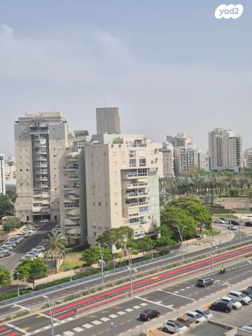 רובע הקריה, הסיטי