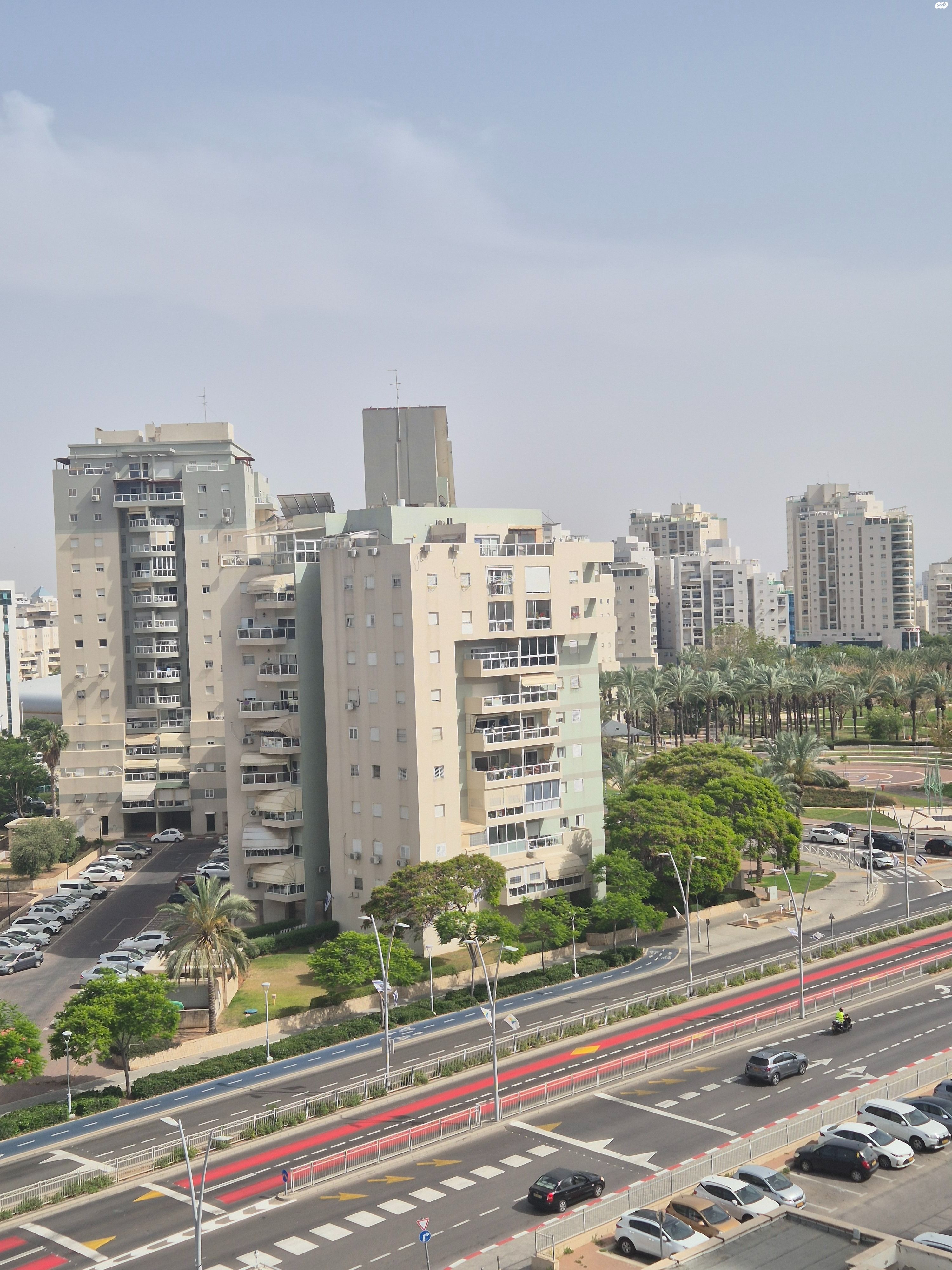 רובע הקריה, הסיטי