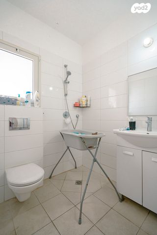 דירה, יעקב קינמון, עפולה