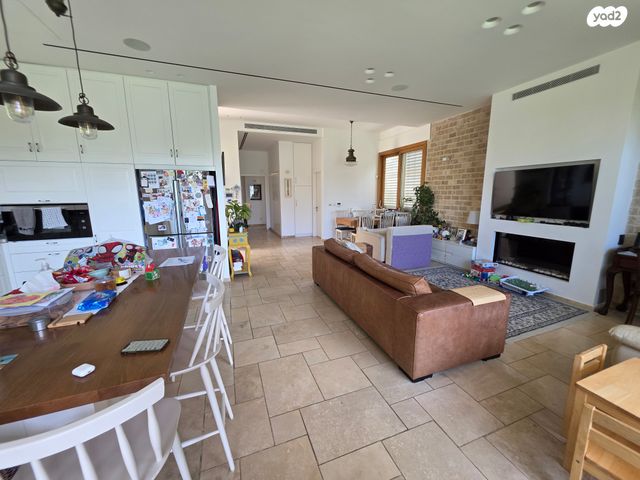 בית פרטי/ קוטג', אח"י אילת, הרצליה פיתוח, הרצליה