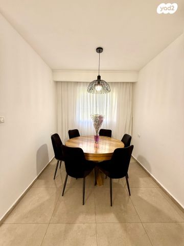 דירה, הנחלים, מודיעין מכבים רעות