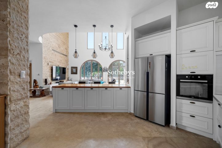 בית פרטי/ קוטג', הרקיע, הגולף, קיסריה