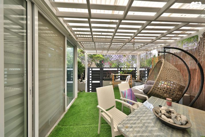 בית פרטי/ קוטג', מנחם בגין, נווה גנים, קרית מוצקין