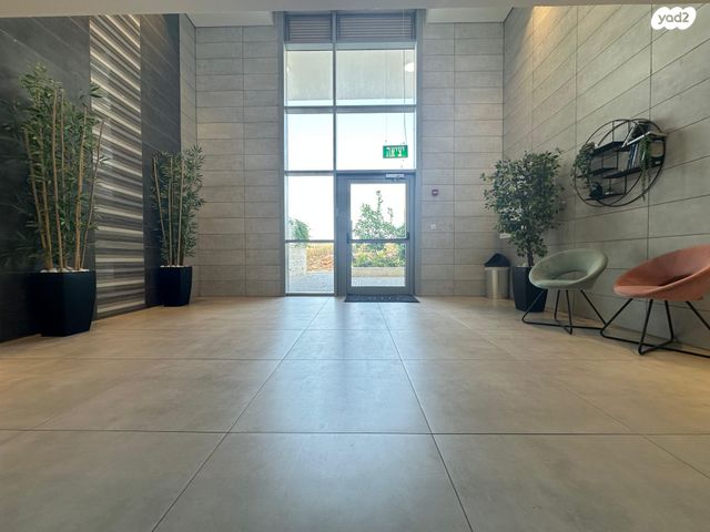 דירה, אליהו הנביא, פסגות אפק, ראש העין