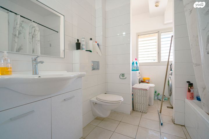 דירה, יעקב קינמון, עפולה