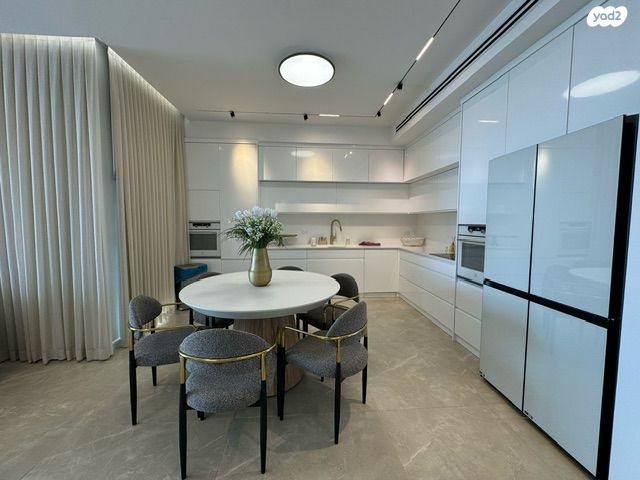 גג/ פנטהאוז, גבעת אולגה, חדרה