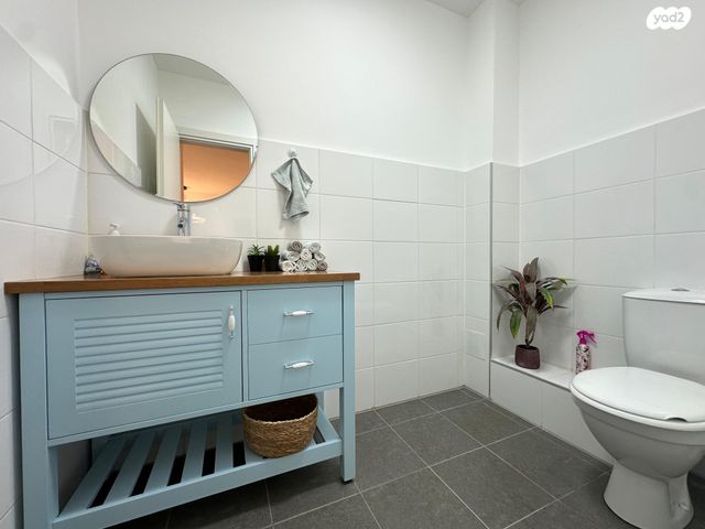 דירה, אליהו הנביא, פסגות אפק, ראש העין