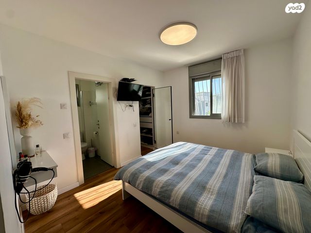 דירה, אליהו הנביא, פסגות אפק, ראש העין