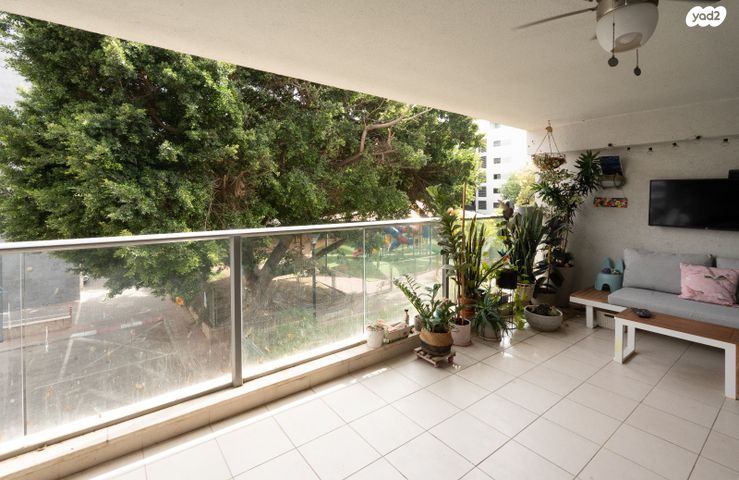 דירה, האילנות 25, הרצליה