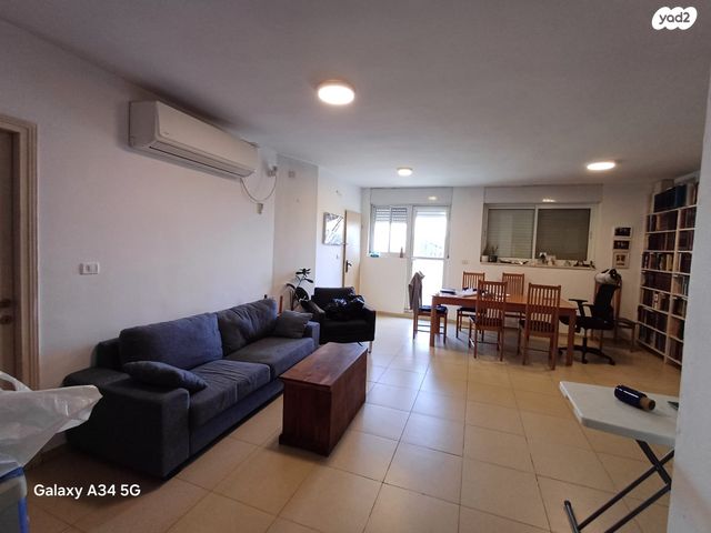 דופלקס, אלון שבות