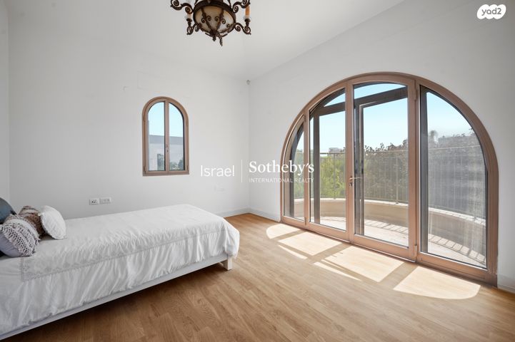 בית פרטי/ קוטג', הרקיע, הגולף, קיסריה