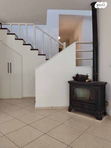 בית פרטי/ קוטג', גבעת אלה