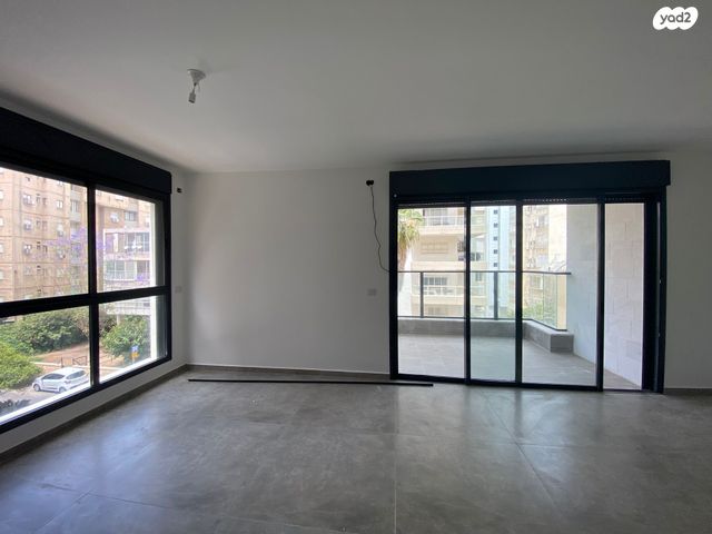 דירה, שדרות ח"ן, מרכז העיר דרום, נתניה