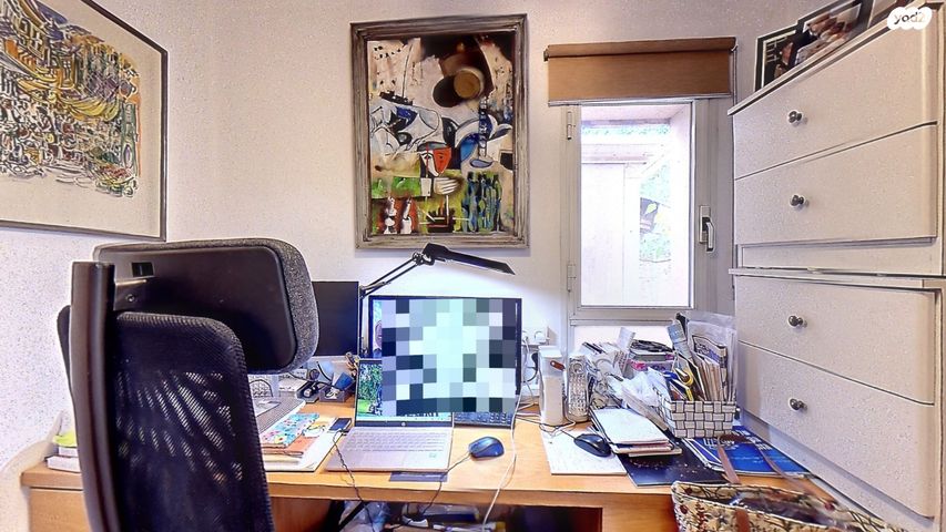 דירת גן, אלון שבות