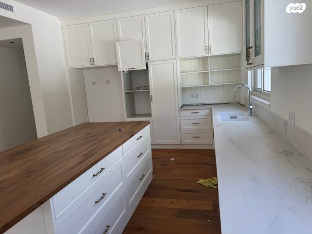 בית פרטי/ קוטג', שאר העיר, קדימה צורן