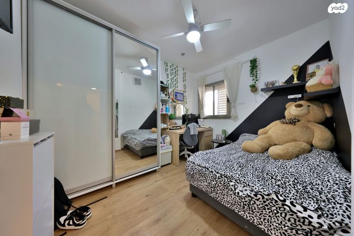 בית פרטי/ קוטג', מנחם בגין, נווה גנים, קרית מוצקין