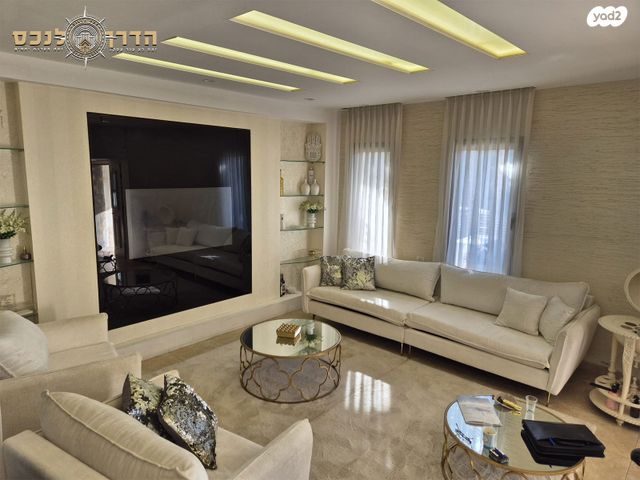 בית פרטי/ קוטג', שחר, שחר