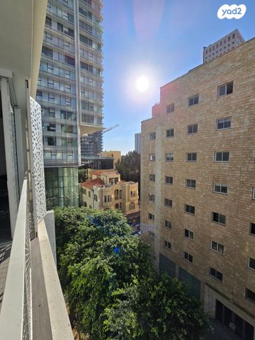 דירה, אחד העם 13, לב תל אביב, לב העיר צפון, תל אביב יפו