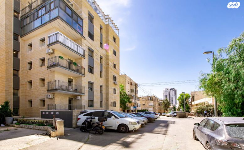 דירה, דניאל סירקיס, קרית משה, ירושלים