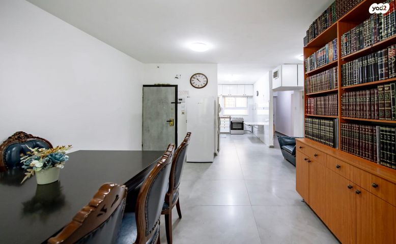 דירה, דניאל סירקיס, קרית משה, ירושלים