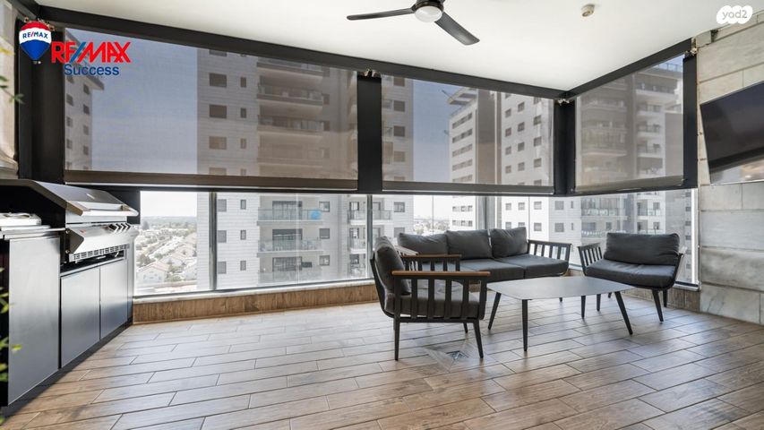 דירה, יעקב דורי, נאות שמיר, רמלה