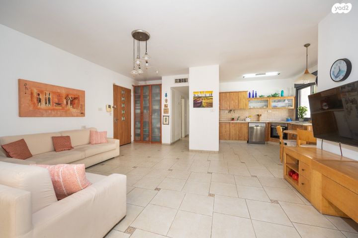 דירת גן, יעקב שריבוים, בית הכרם, רמת בית הכרם, ירושלים