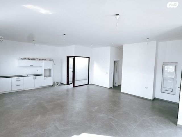 דו משפחתי, קצרין