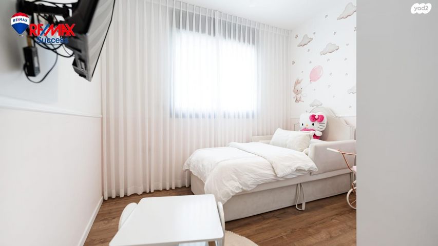 דירה, יעקב דורי, נאות שמיר, רמלה