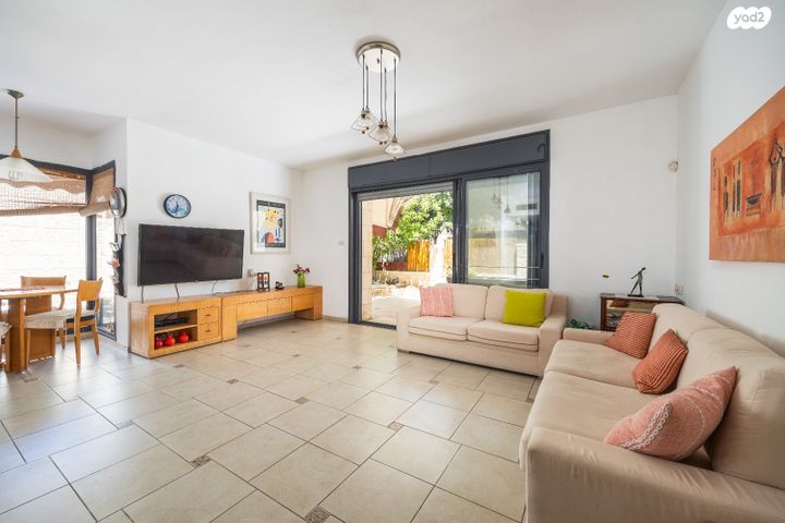 דירת גן, יעקב שריבוים, בית הכרם, רמת בית הכרם, ירושלים