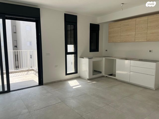 מעפילי אגוז 31