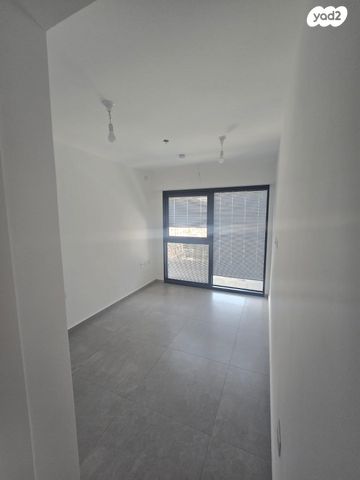 דירה, תוצרת הארץ 5, נחלת יצחק, תל אביב יפו