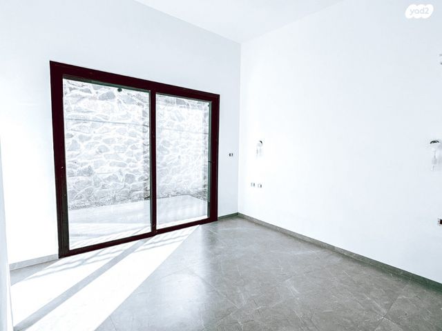 דו משפחתי, קצרין