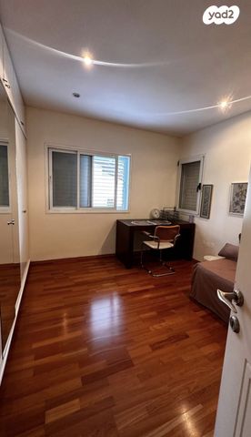 בית פרטי/ קוטג', רמת אפעל, רמת גן