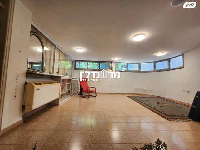 מרתף/ פרטר, שבטי ישראל, נווה ישראל, הרצליה