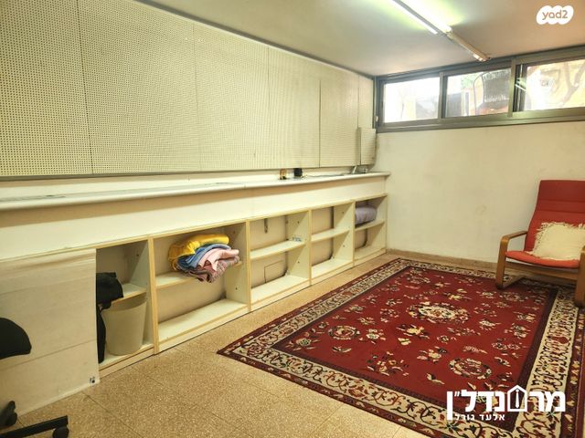 מרתף/ פרטר, שבטי ישראל, נווה ישראל, הרצליה