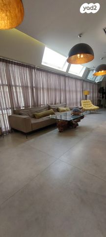 משרדים, חיפה