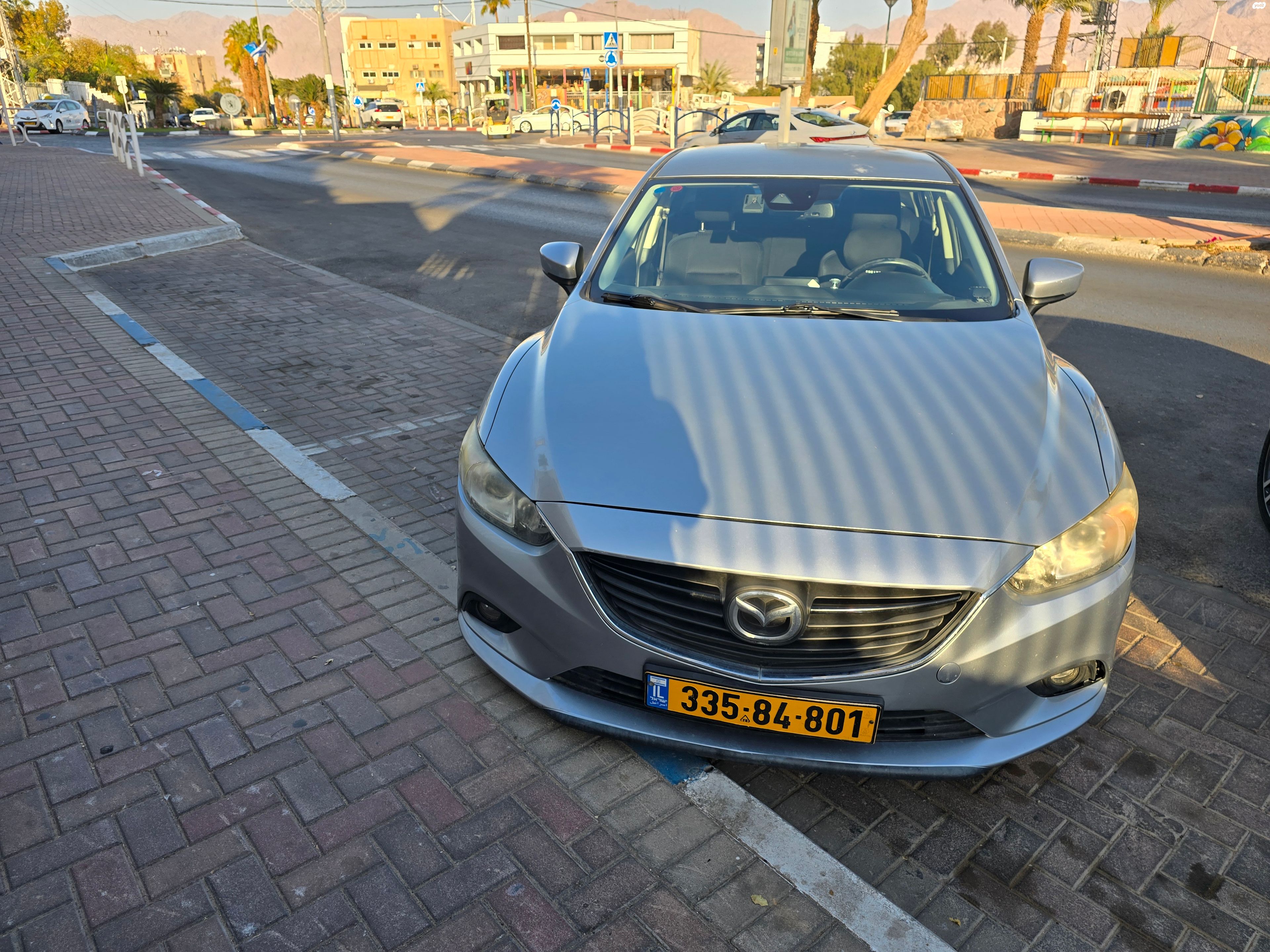 מודעת רכב מאזדה 6