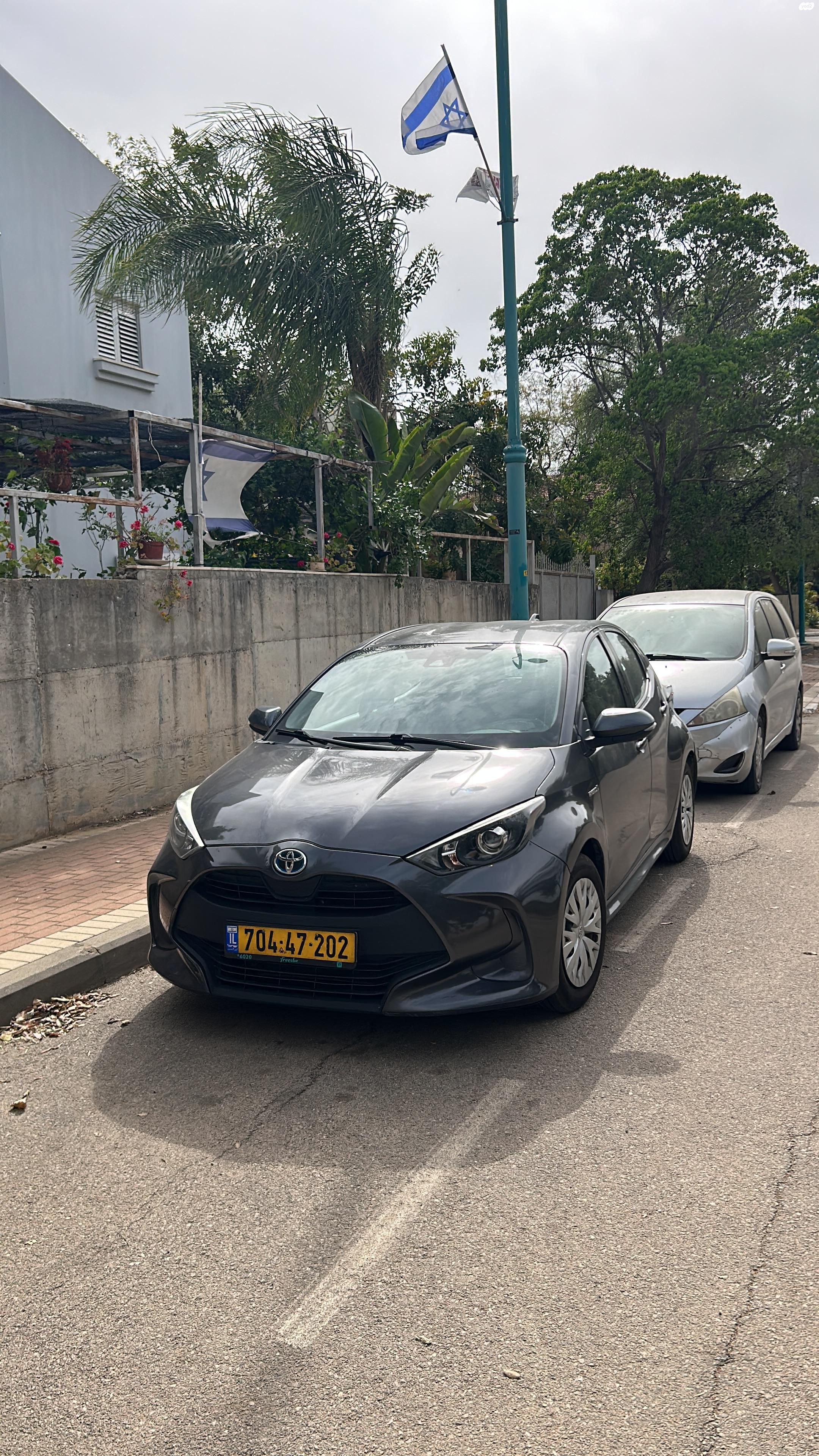 מודעת רכב טויוטה יאריס