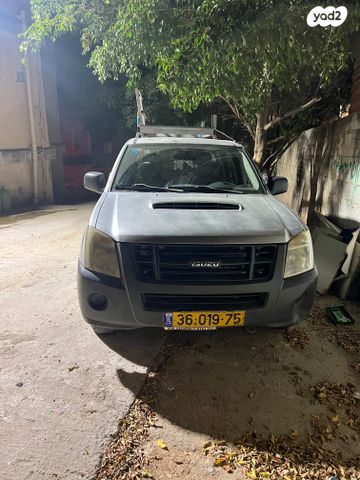 מודעת רכב איסוזו די-מקס