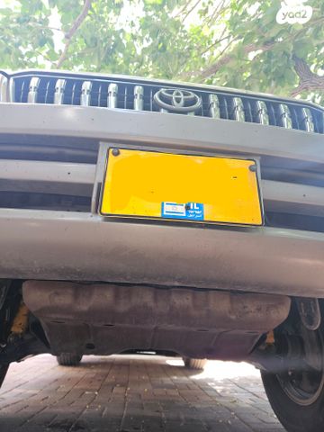 טויוטה לנד קרוזר