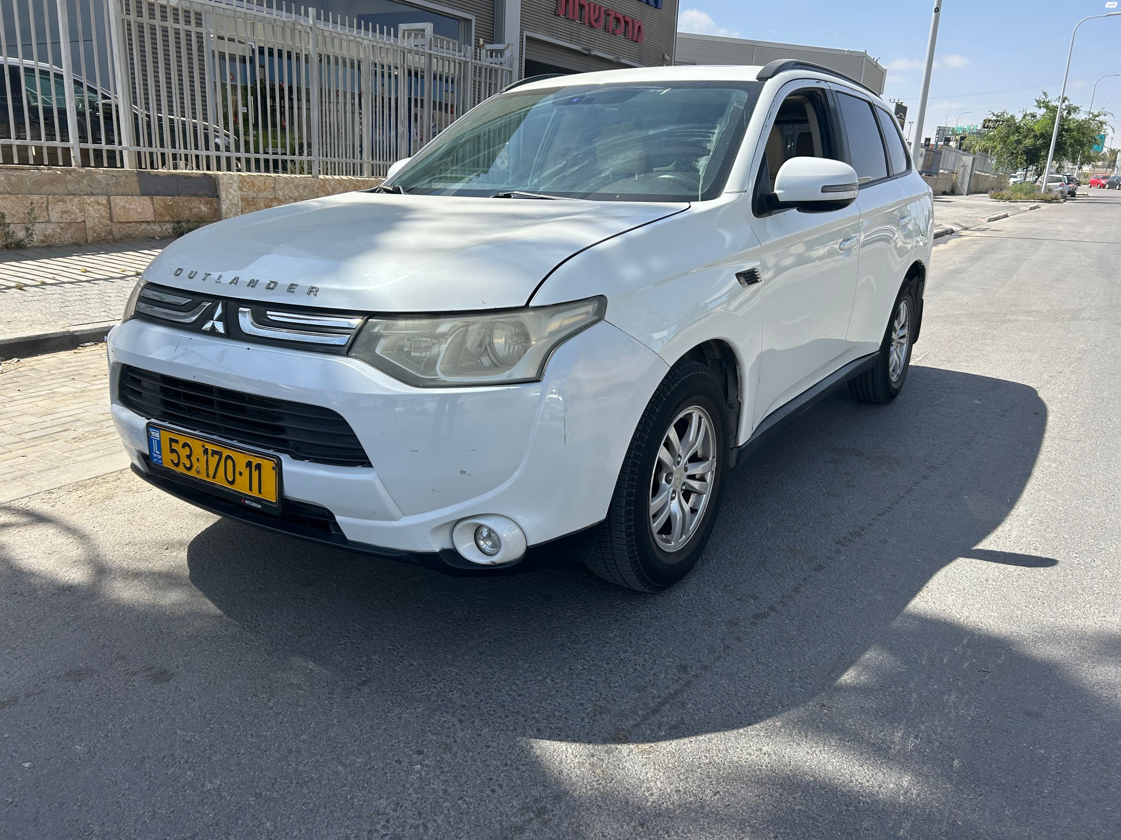 מודעת רכב מיצובישי אאוטלנדר