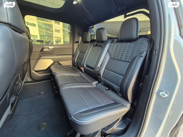 ג'י.אם.סי סיירה EV  