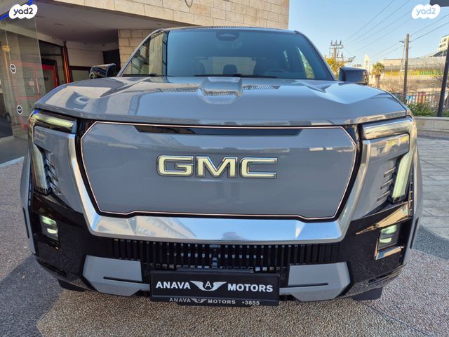 ג'י.אם.סי סיירה EV  