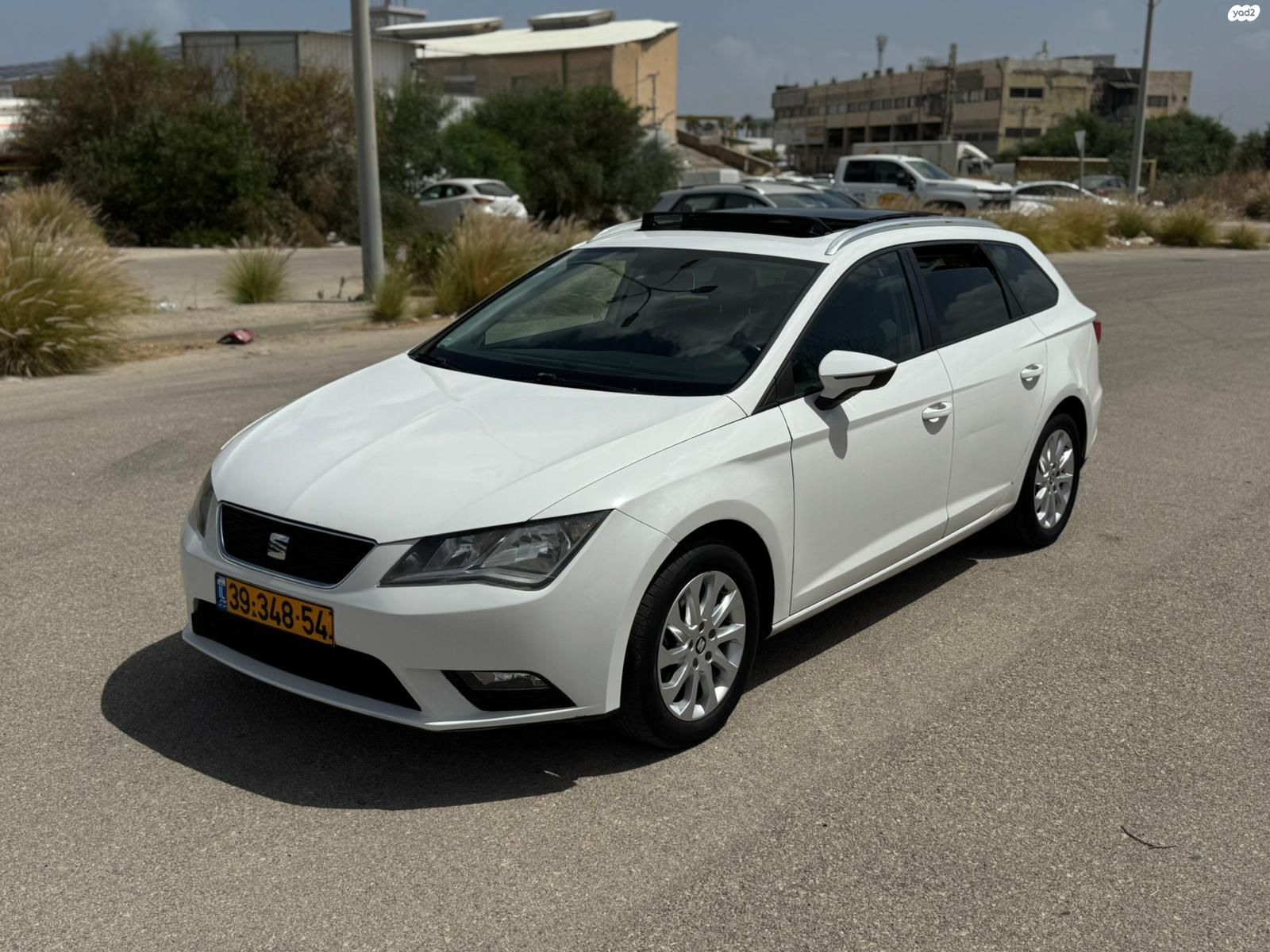 מודעת רכב סיאט לאון