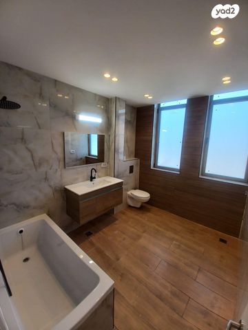 דירה, דפנה 43, מרכז העיר, סביניה, הוותיקה, קרית ביאליק