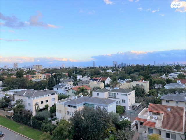 מגרשים, תל ברוך, תל אביב יפו