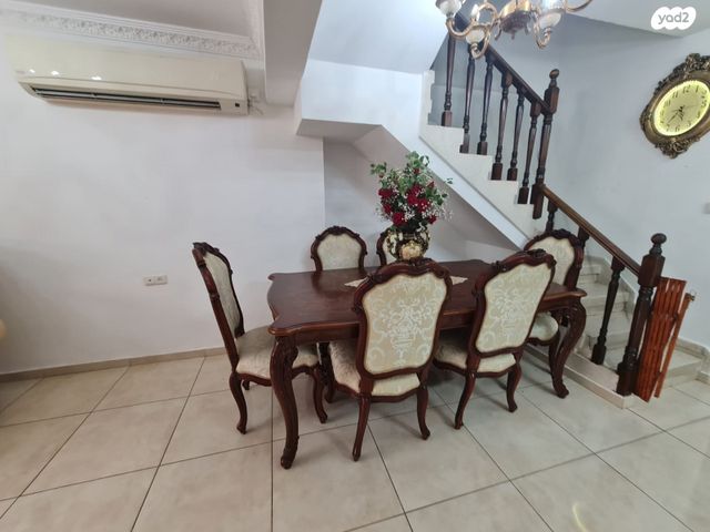 בית פרטי/ קוטג', גבעת אוסישקין, נהריה